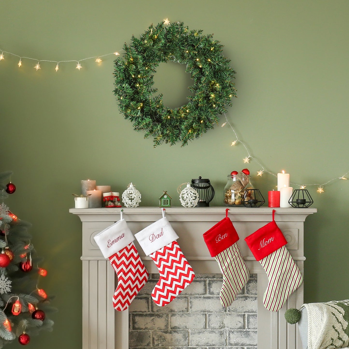 55CM Pre-lit Christmas Wreath 50 Warm White LED Ideal Xmas Artificial Door Deco