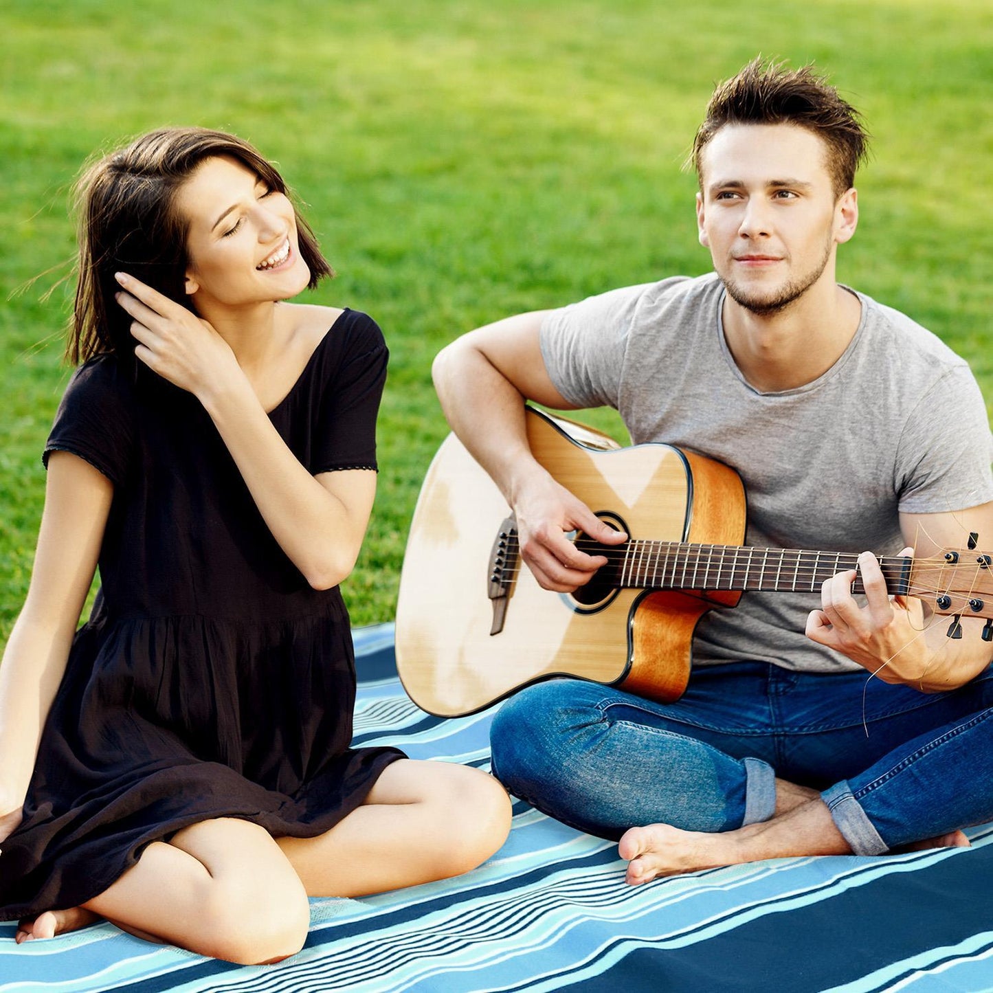 Vinsani Blue Stripe 260X220cm Picnic Rug 0000285